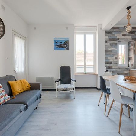 Appartement A 200M Du Chateau Et Du Port Pornic Bagian luar foto